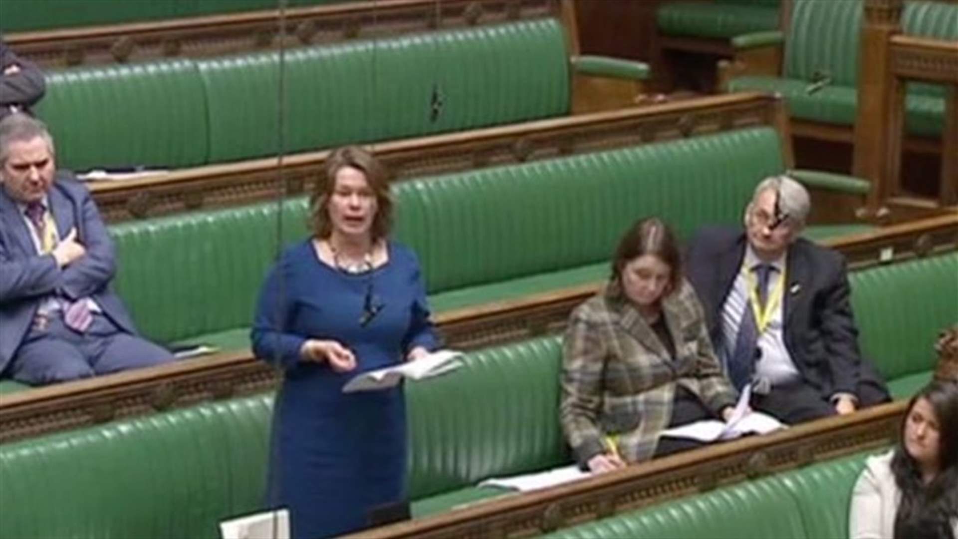 بالفيديو: نائبة تُبكي أعضاء البرلمان... &quot;تعرّضت للاغتصاب بعمر الـ 14&quot; 