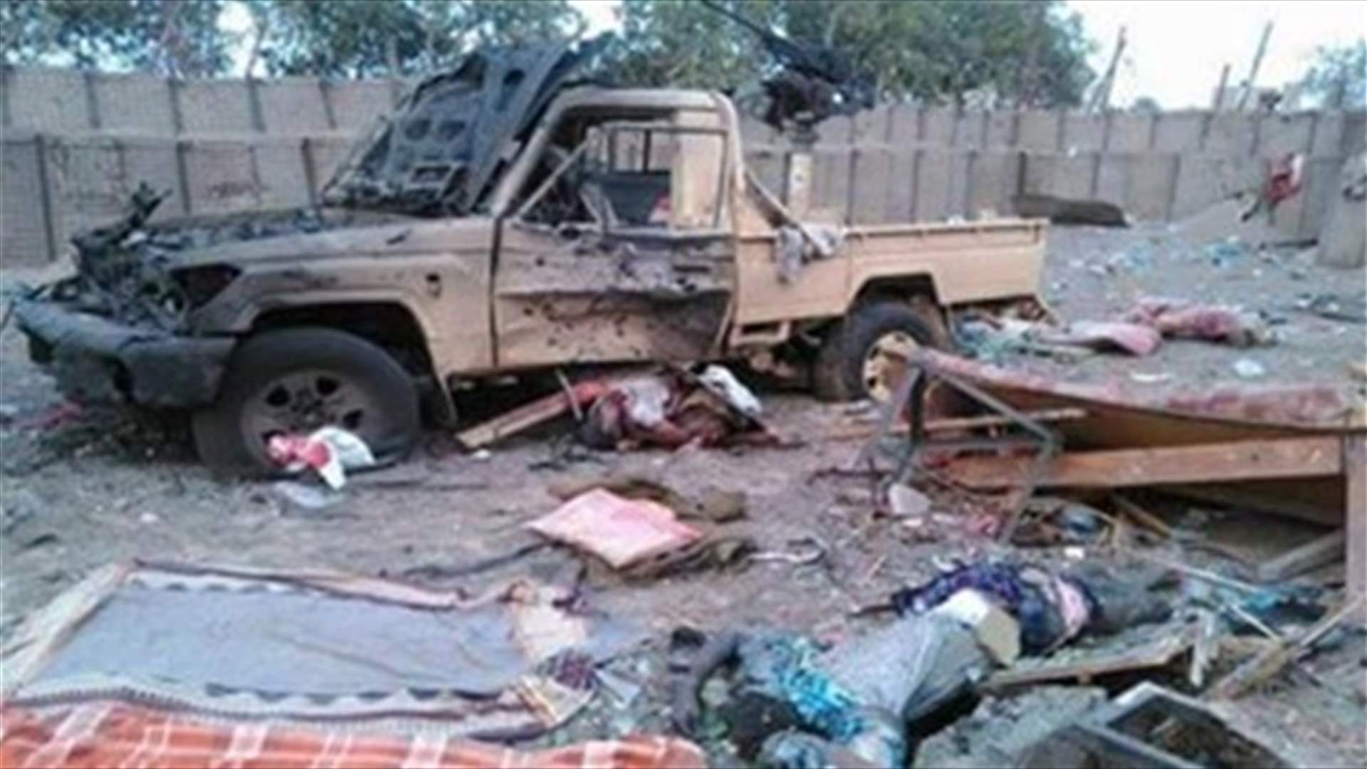 Suicide bomber kills at least 50 Yemeni troops in Aden