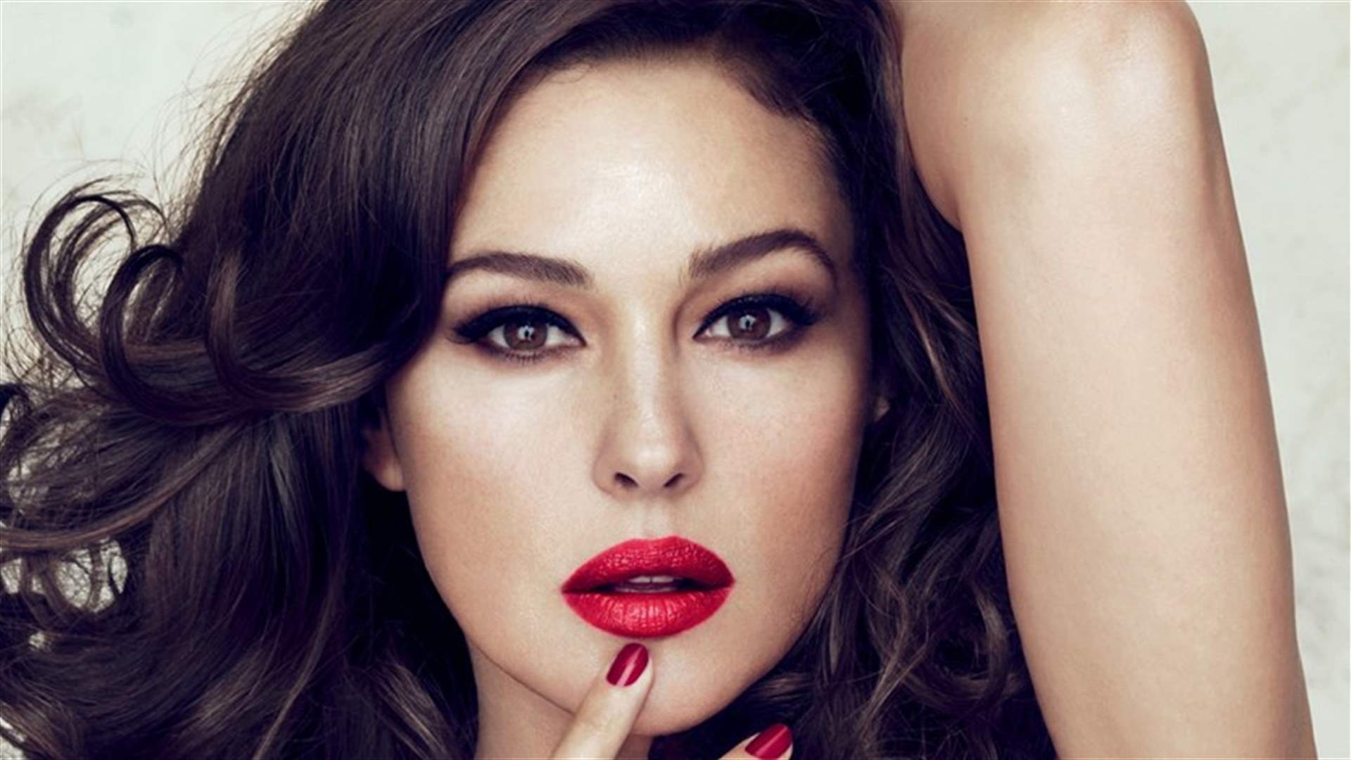 مونيكا بيلوتشي تبرهن أنّ العمر هو مجرّد رقم