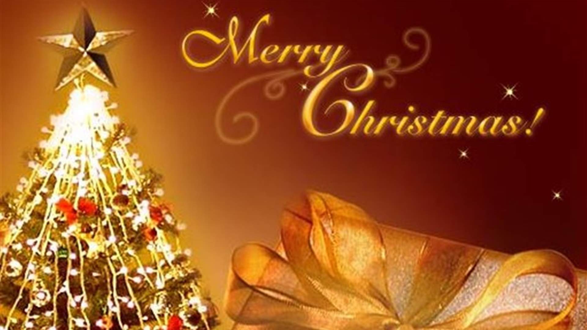 بالصور: بالرغم من بُعد المسافة... عائلة تلتقط صور عيد الميلاد بطريقة مؤثرة جداً