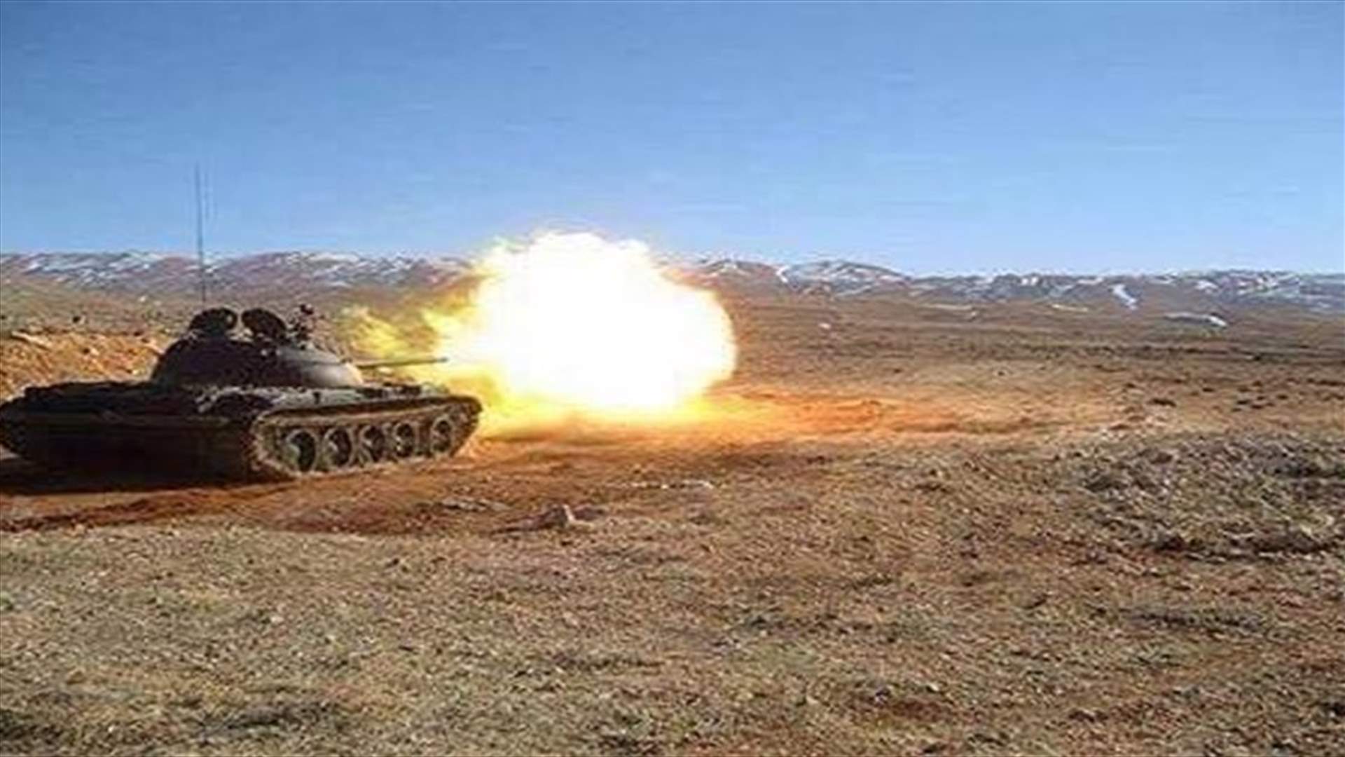 مدفعية الجيش اللبناني استهدفت تحركات المسلحين في جرود عرسال