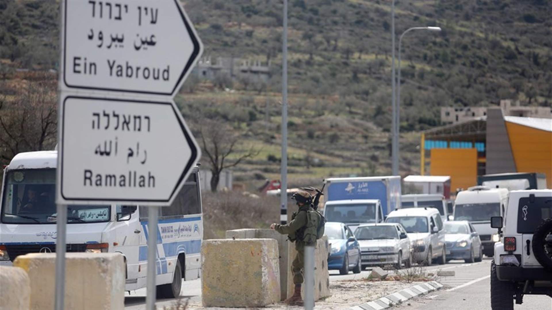 Israeli forces kill Palestinian in clash with stone-throwers - Palestinian ministry