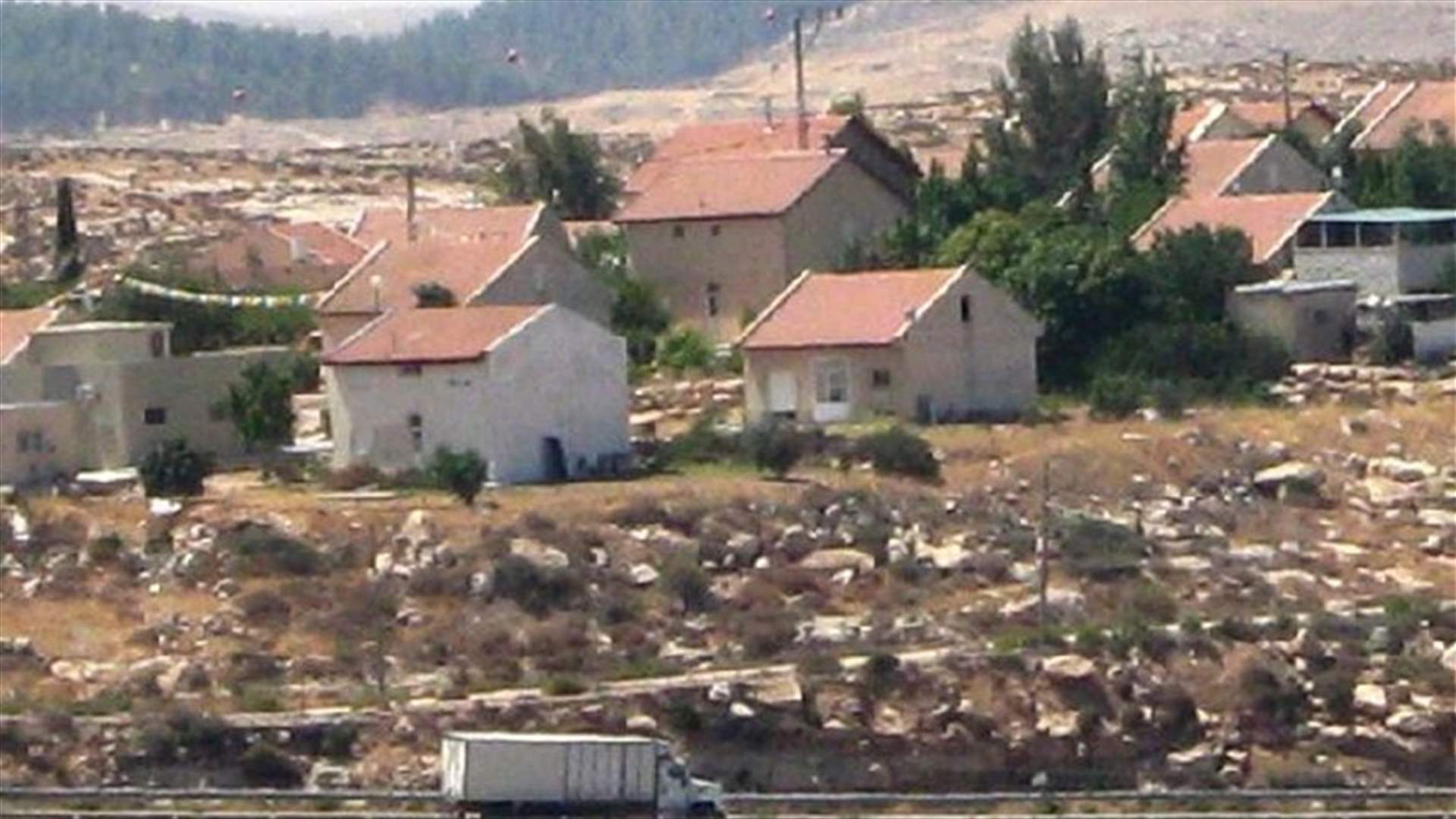 جرح اسرائيلي اثر اطلاق النار على سيارته في الضفة الغربية 