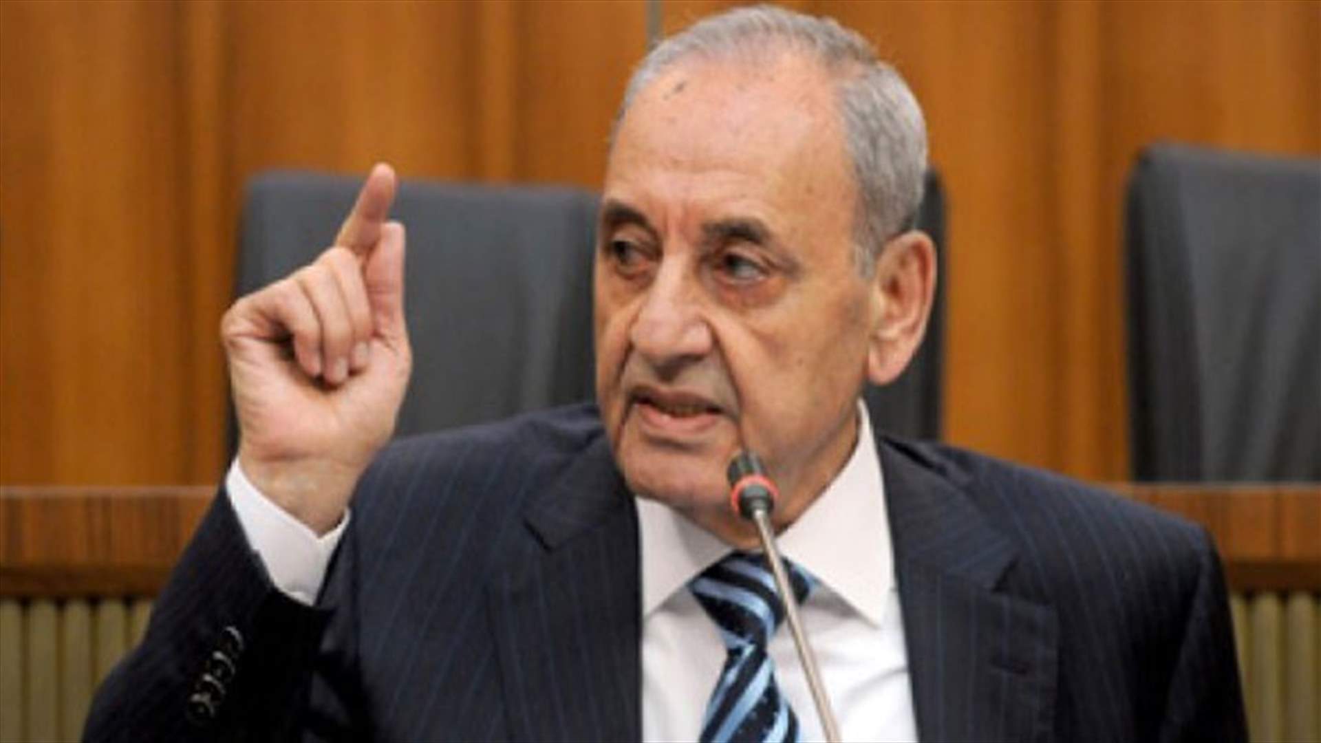 بري: إلى القانون الإنتخابي درْ