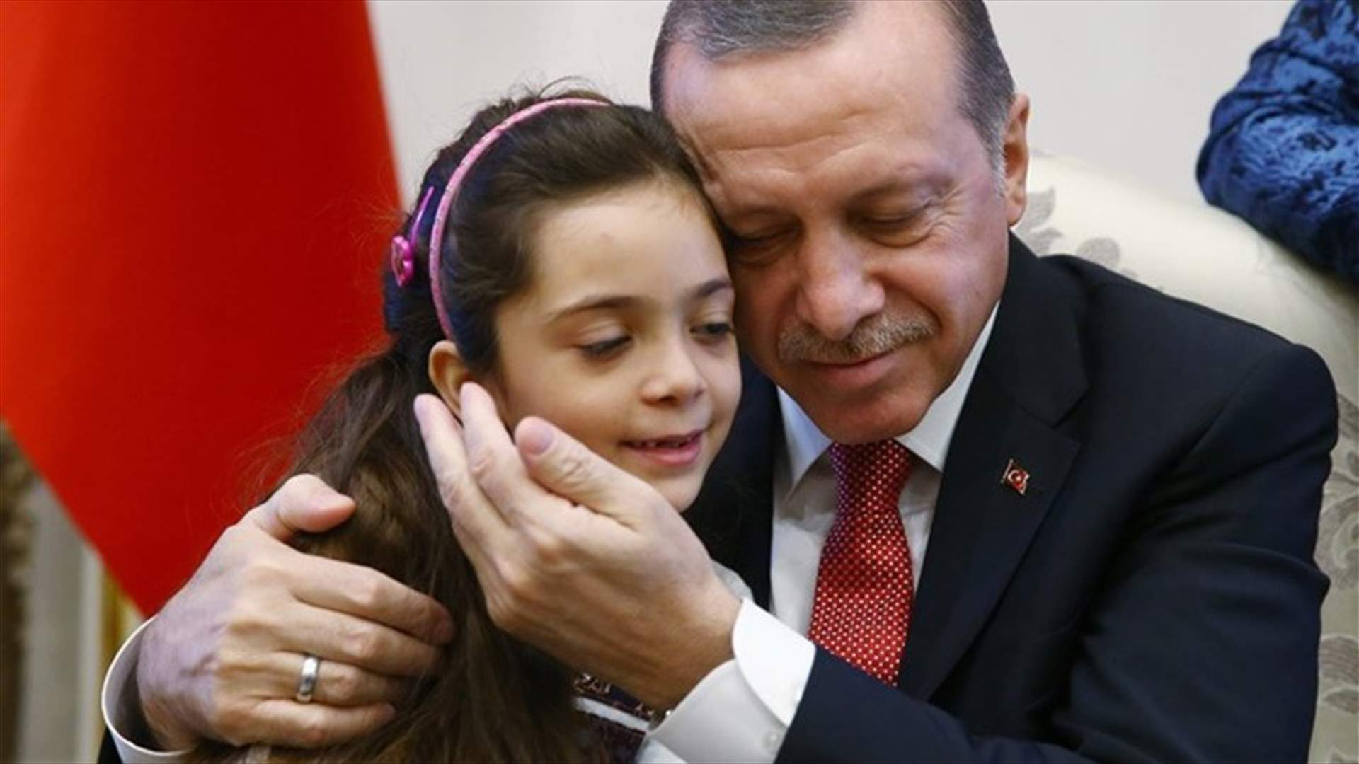 صور تجمع اردوغان بالطفلة بانا...