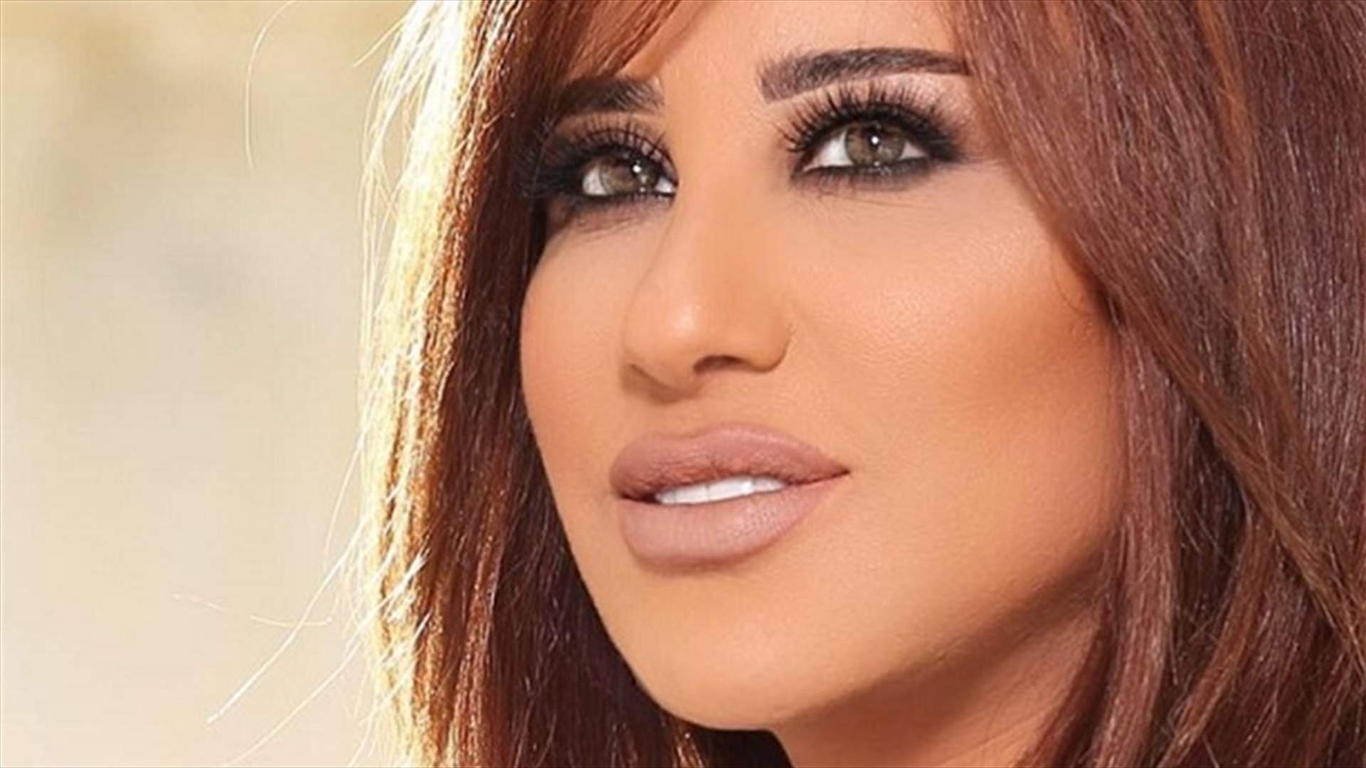 نجوى كرم تختم 2016 بصورٍ عفوية: "اضحكوا معنا"