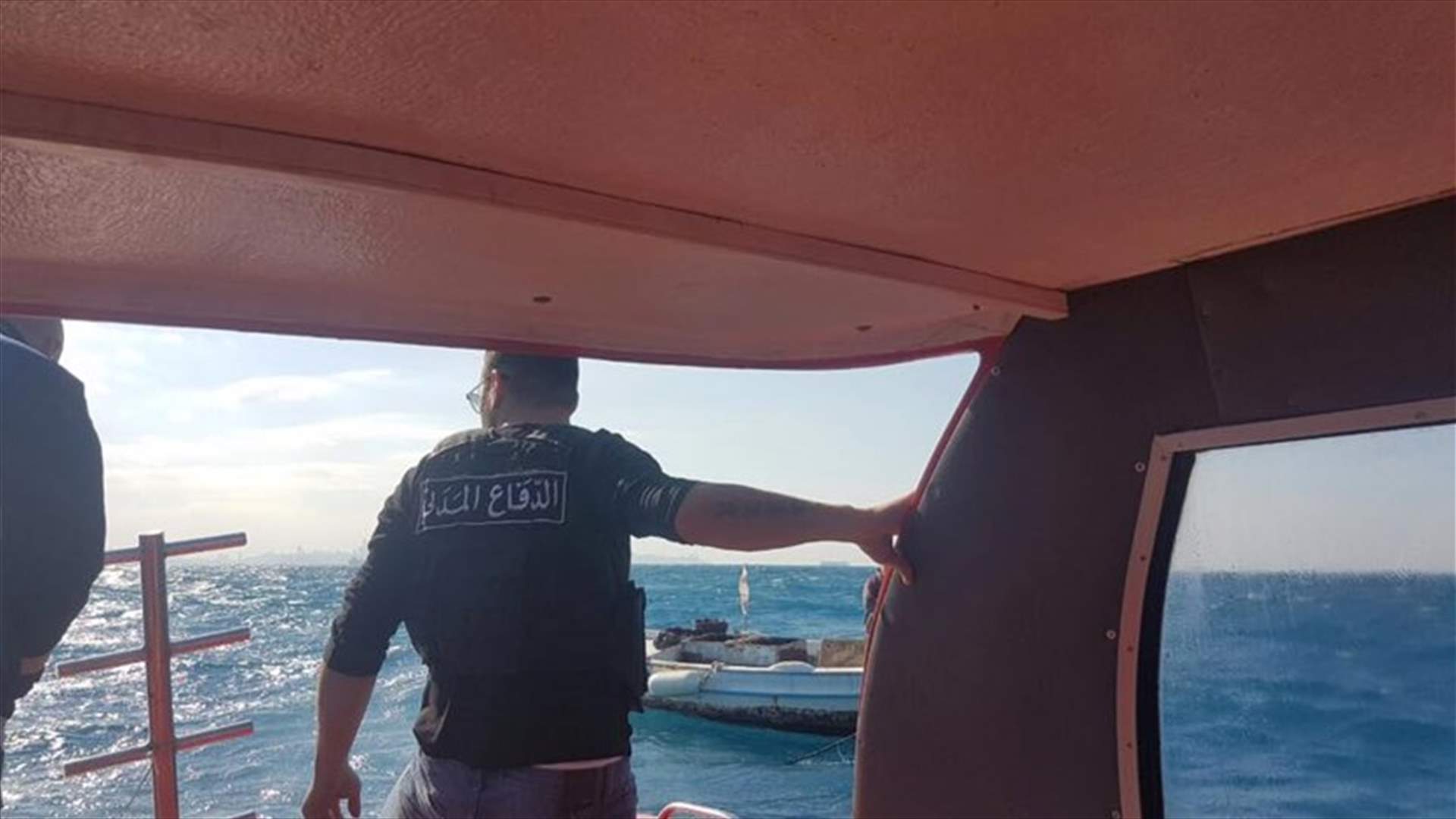 بالصور-اُنقذ من الغرق مقابل شاطئ ذوق مكايل...