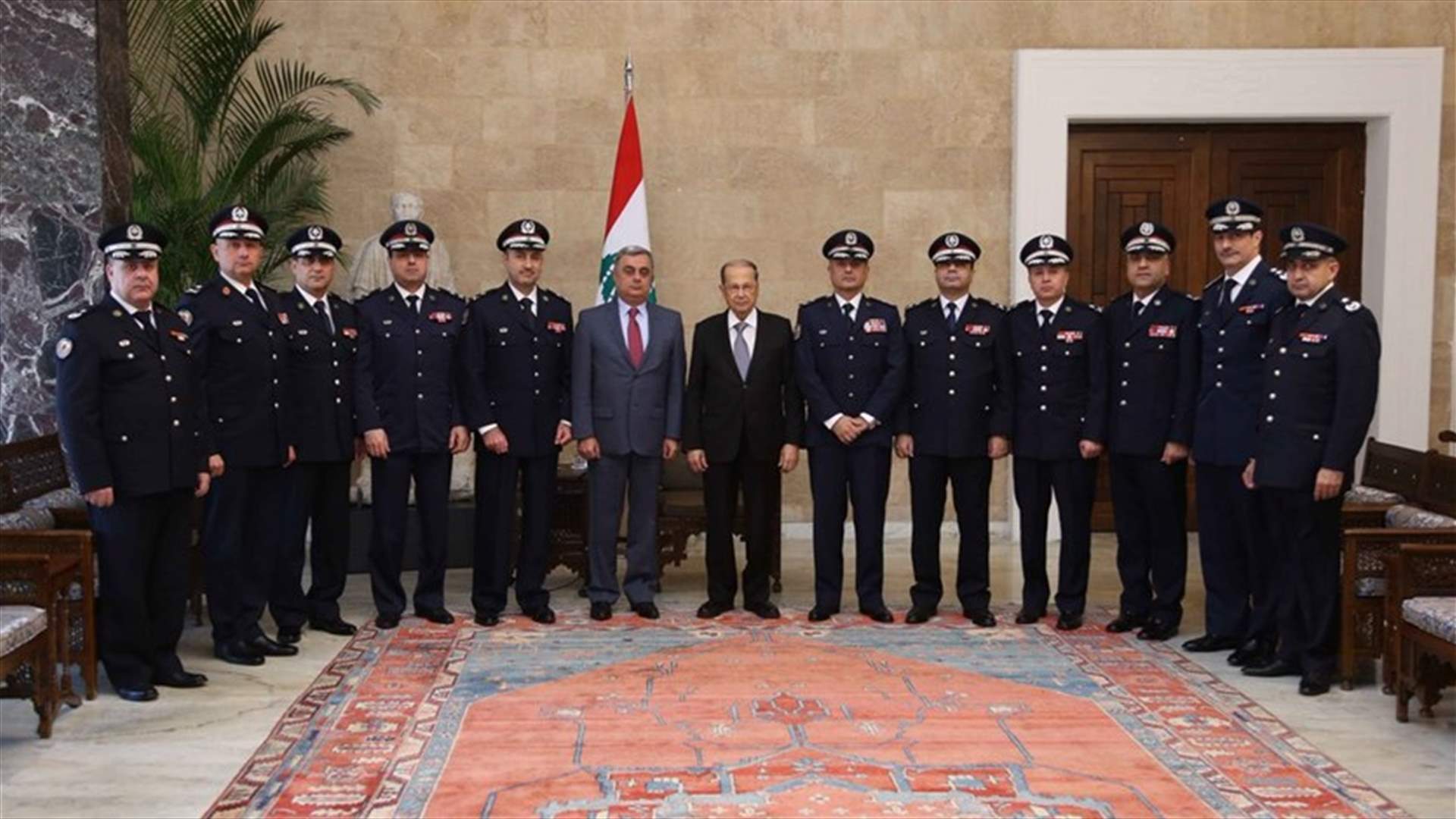 الرئيس عون وقع مراسيم ترقية الضباط