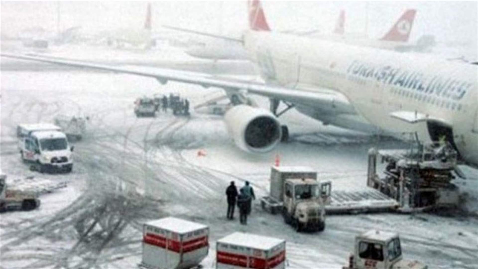 Snowstorm hits traffic in Istanbul; straits closed, flights cancelled