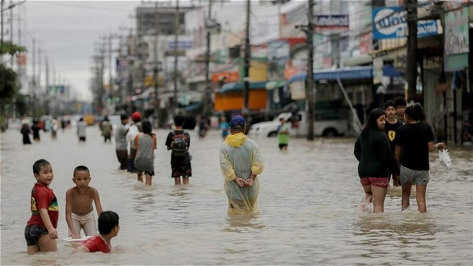 12 قتيلا جراء الفيضانات في جنوب تايلاند