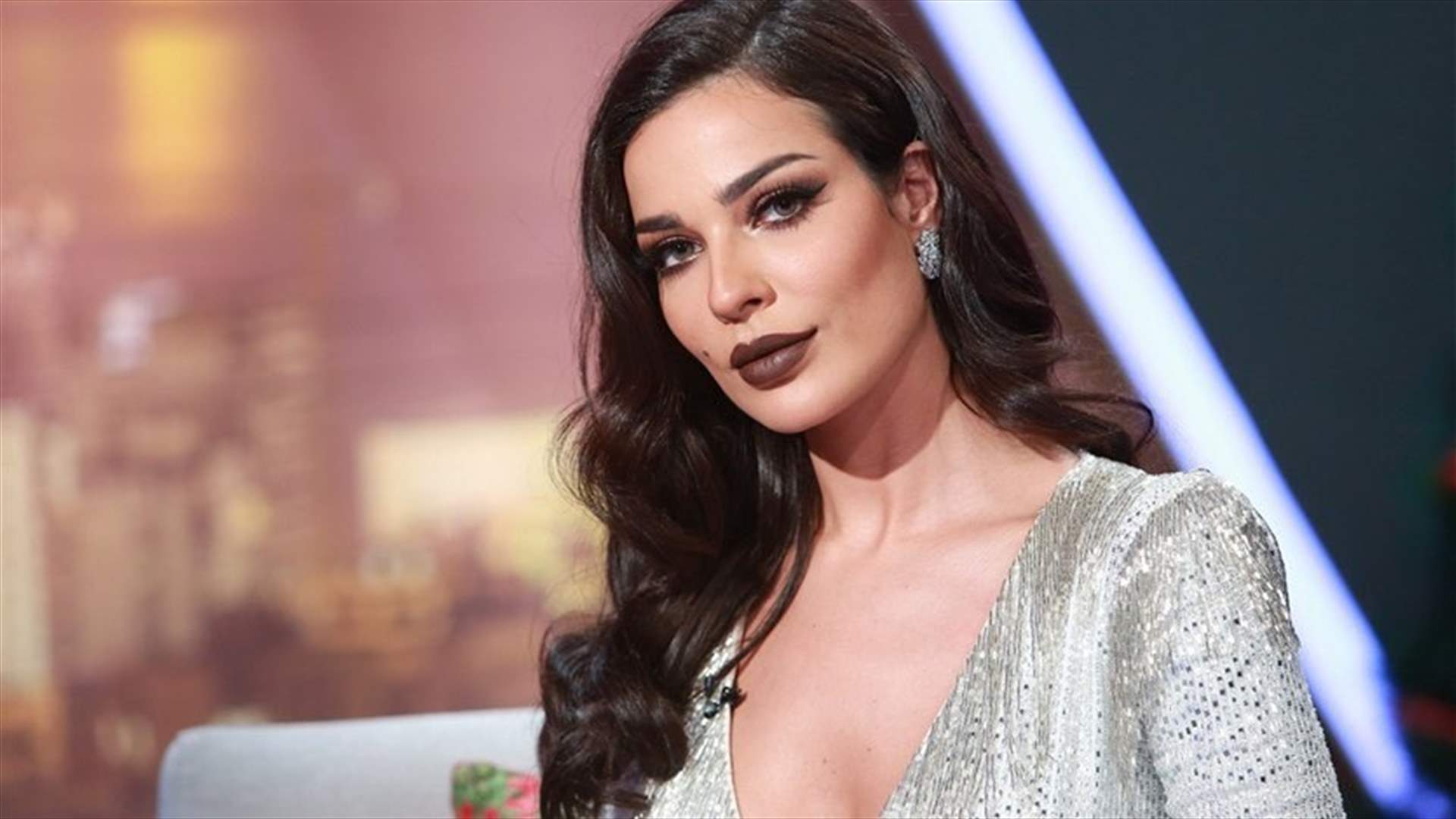 بالفيديو: نادين نسيب نجيم ترقص بخفة وعفوية... وتجتاح الانترنت!