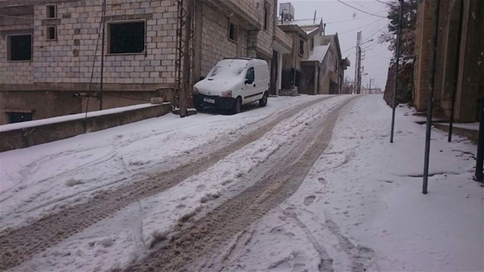 ثلوج في شبعا وحاصبيا وقرى المنطقة على ارتفاع 900 متر