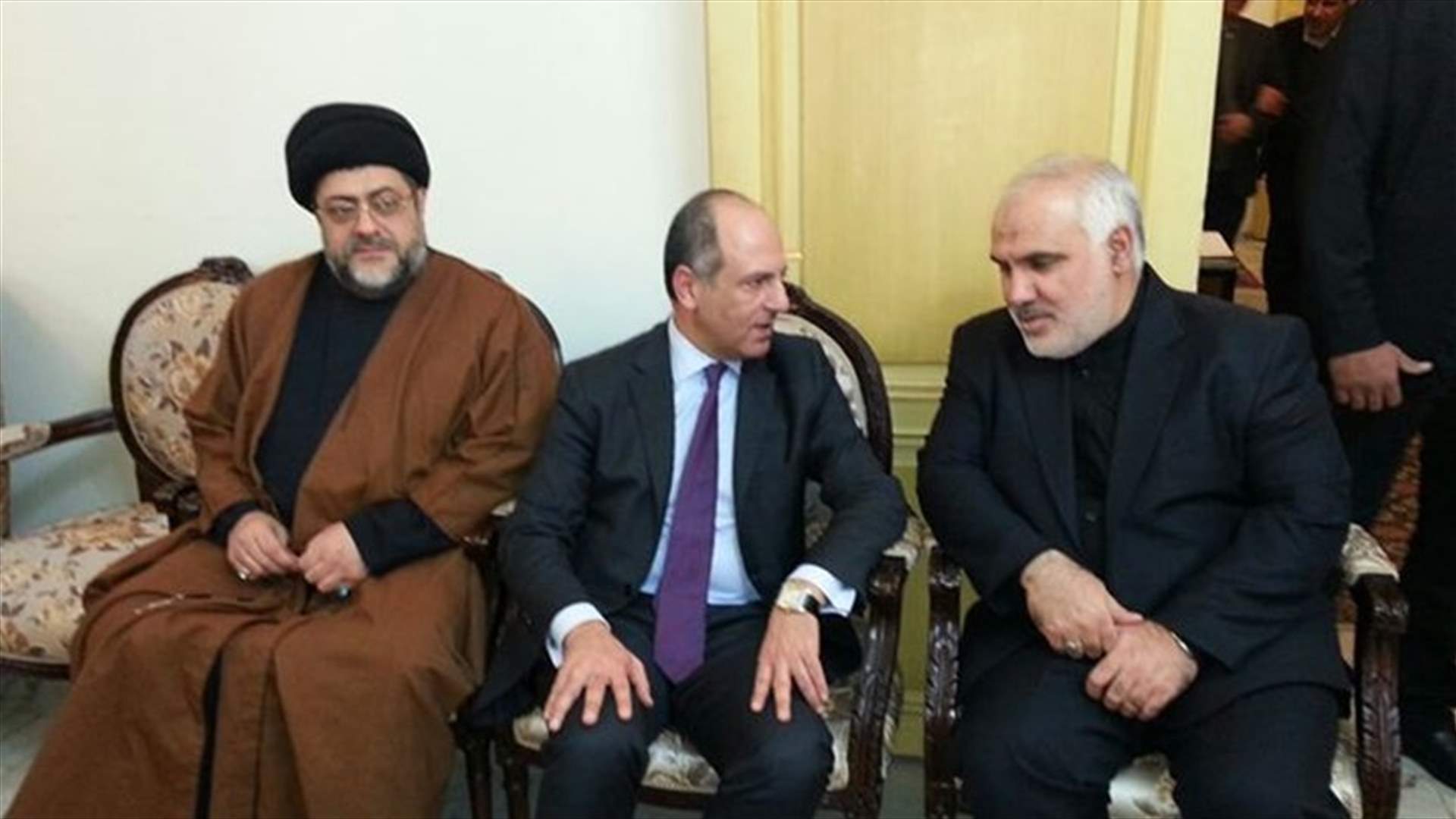 بالصورة... "القوات" في السفارة الايرانية
