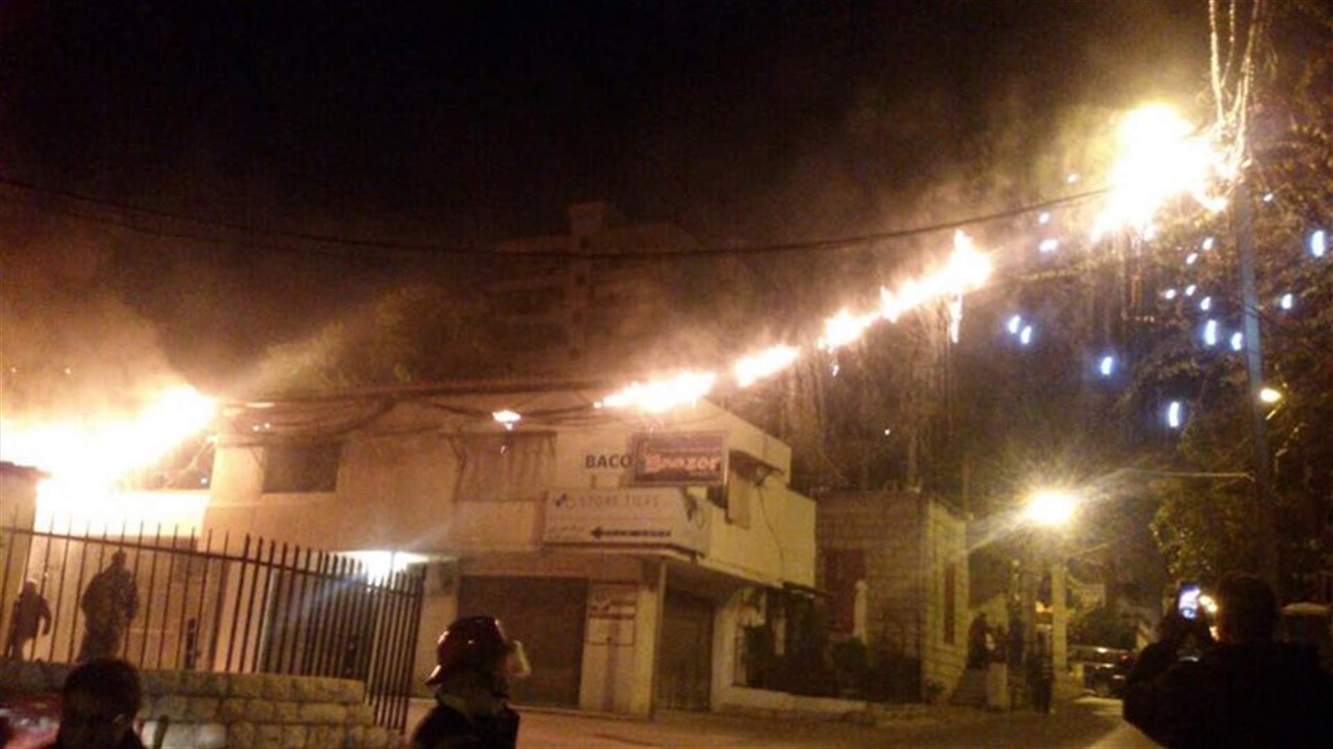 حريق أسلاك كهربائية في الزلقا