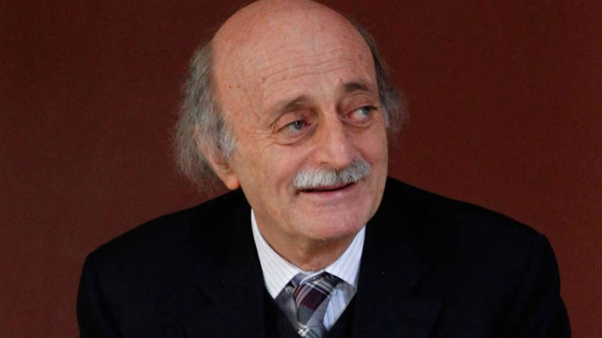 جنبلاط غير مستهدف... إلا إذا فعلها الأسد!