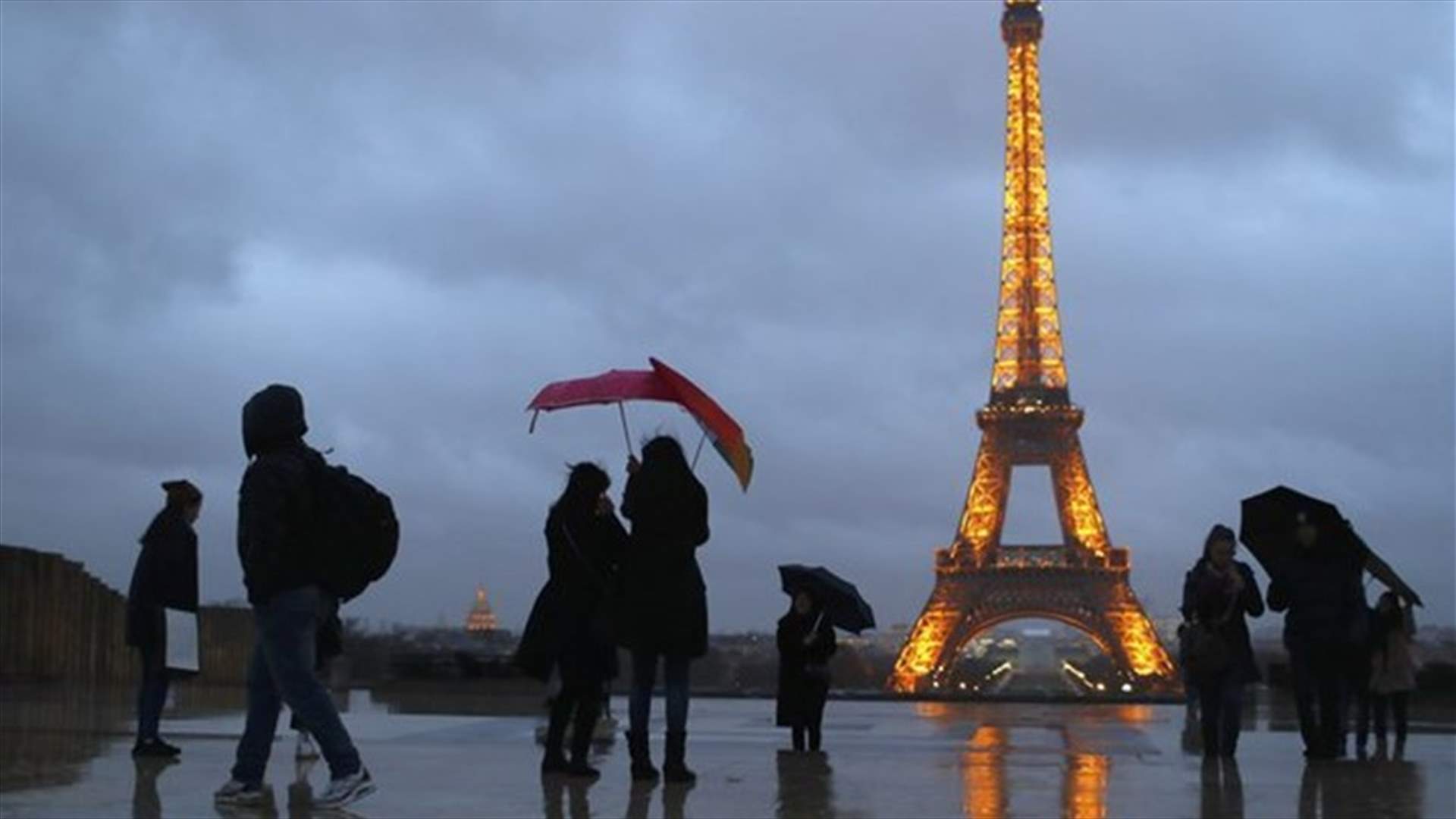 190 الف منزل في فرنسا بلا كهرباء ... بسبب العاصفة 