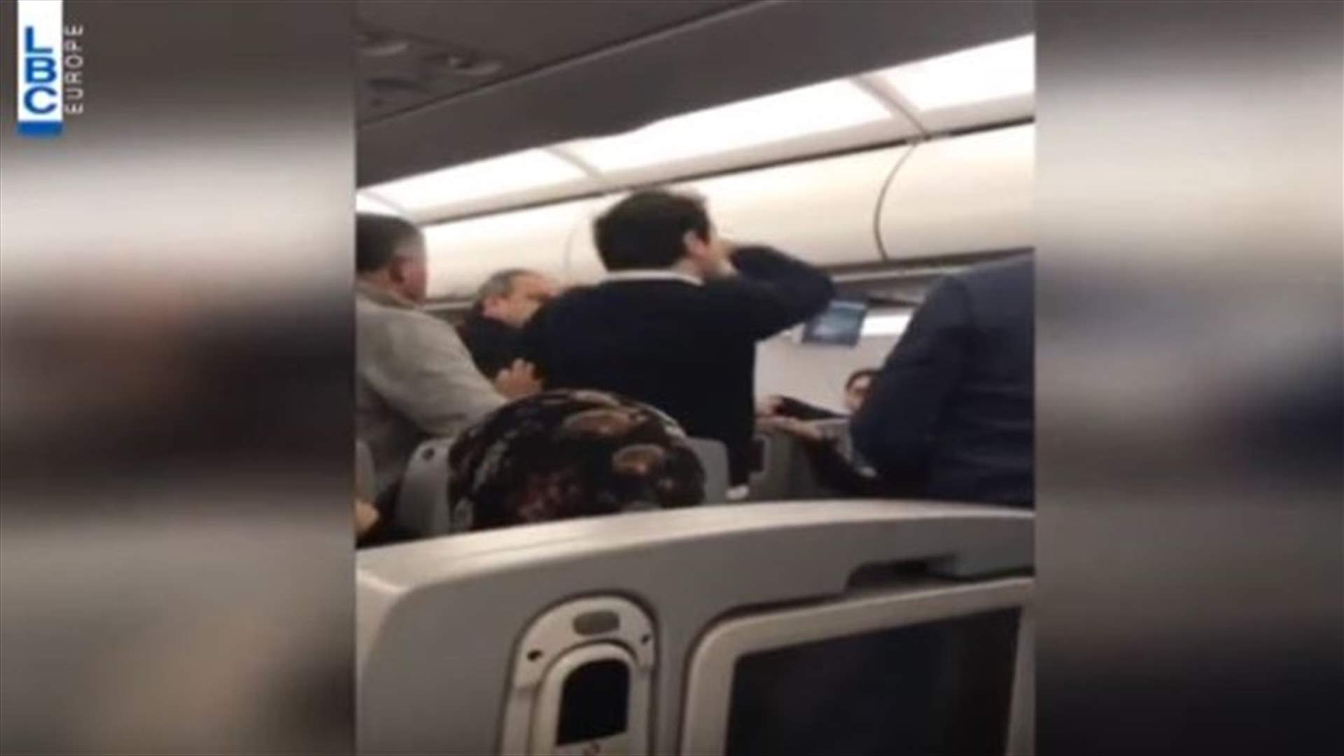 بالتفاصيل - مضيفة "الميدل إيست" تروي ما حصل على متن الطائرة