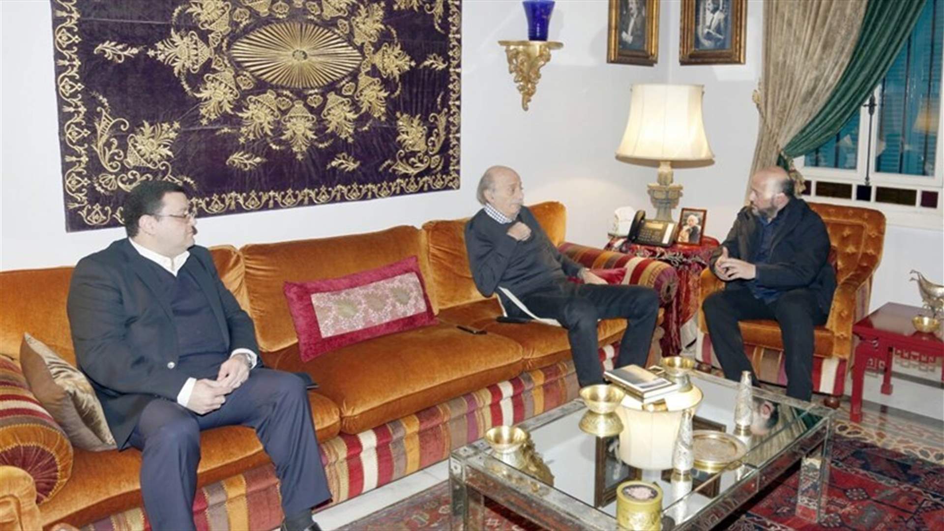 MP Jumblatt meets Minister Riachi in Clemenceau 