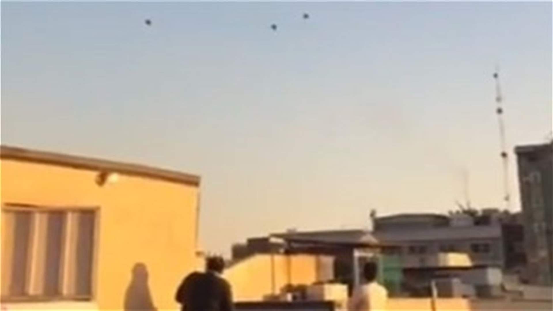 [VIDEO] Iran shoots at a drone in central Tehran - military commander