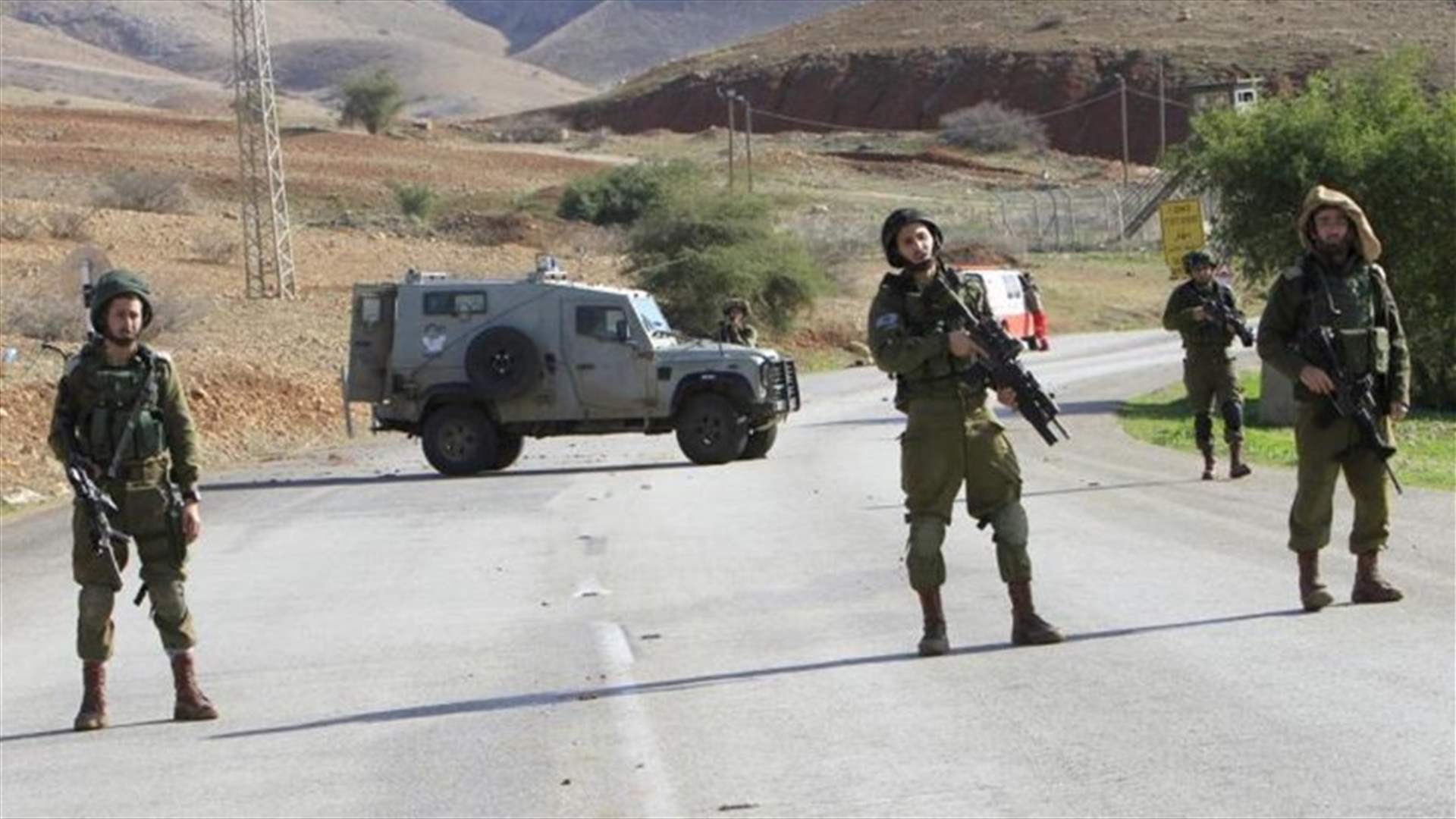 Israeli soldiers shoot dead a Palestinian assailant - military