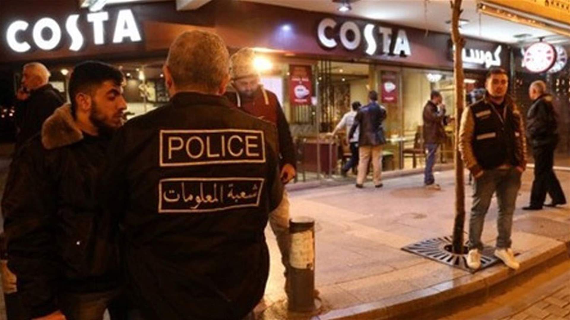 ماذا طلب عمر العاصي من هذه الشابة في الكوستا؟ 