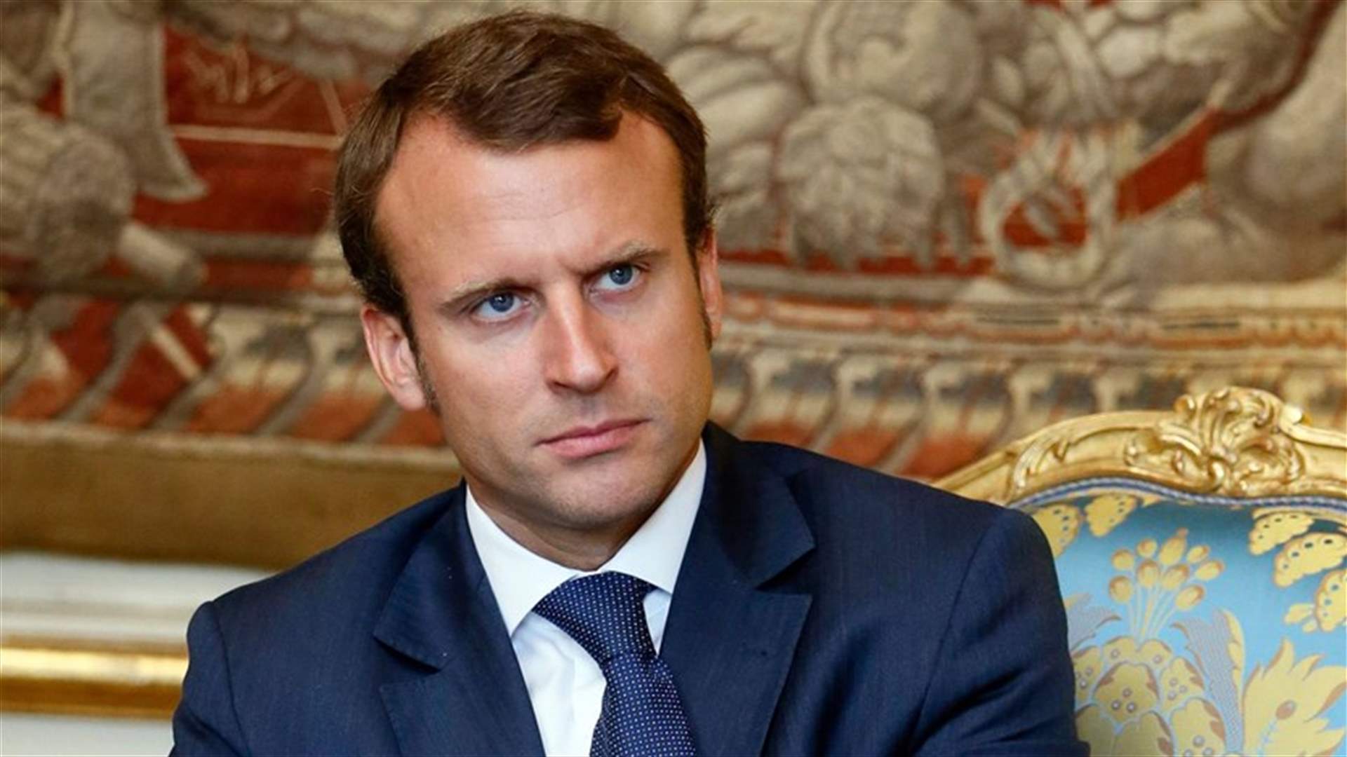 مرشح للرئاسة الفرنسية في بيروت