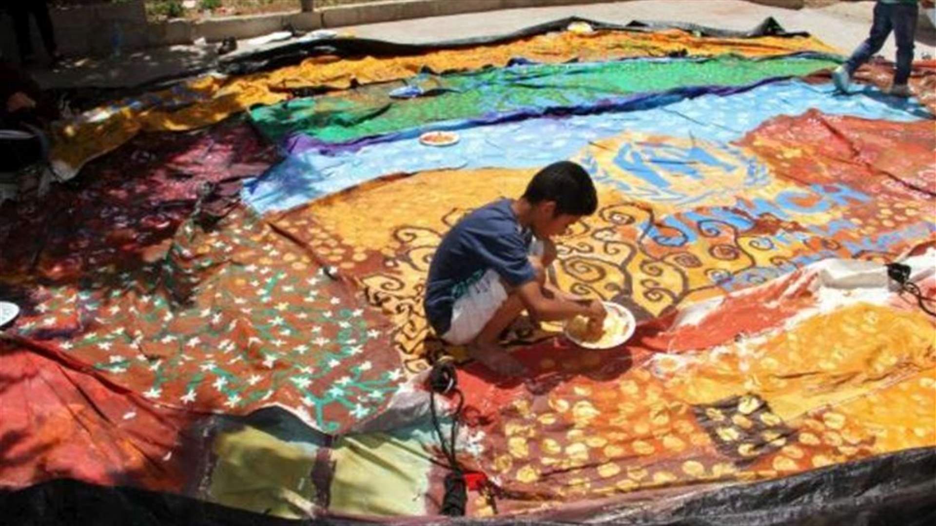 Syrian refugees in Jordan transform tents into art