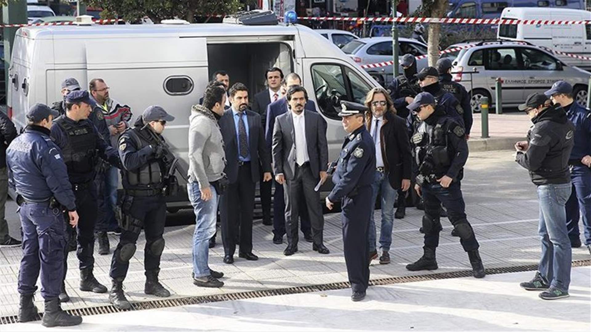 Turkey threatens to cancel Greece migration deal in soldiers' extradition row