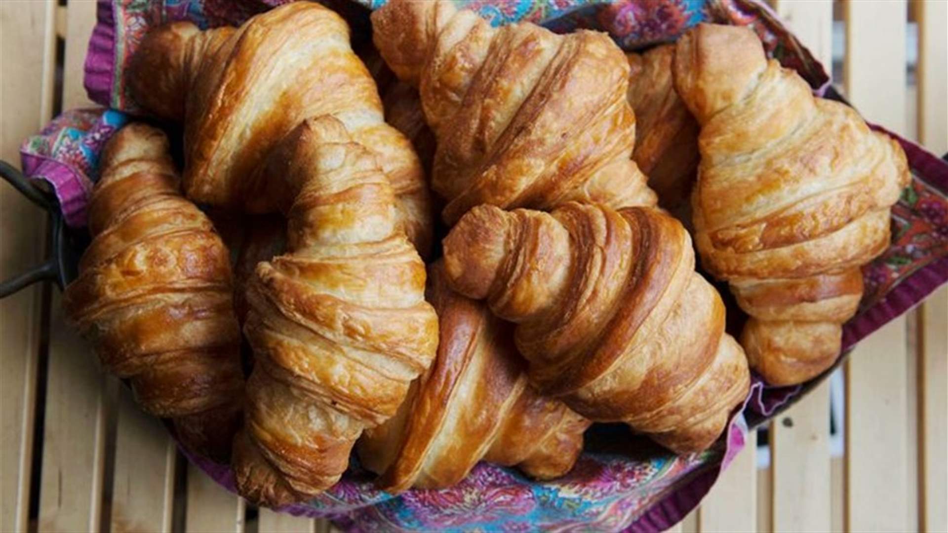 [PHOTOS] Bakery Leaves Everyone Repulsed With Its New Fusion Croissant