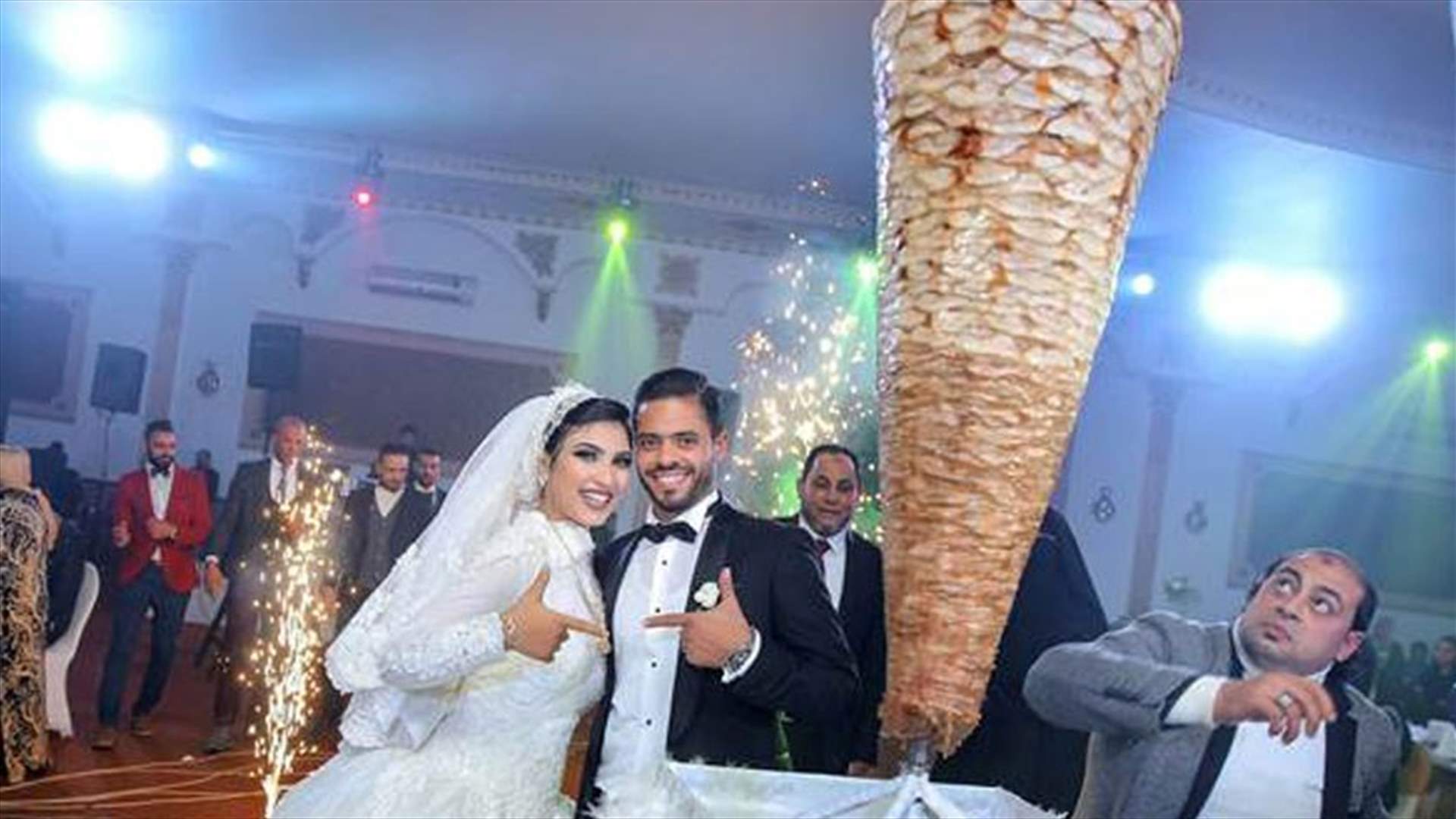 شاورما بدل الكاتو ؟!!!