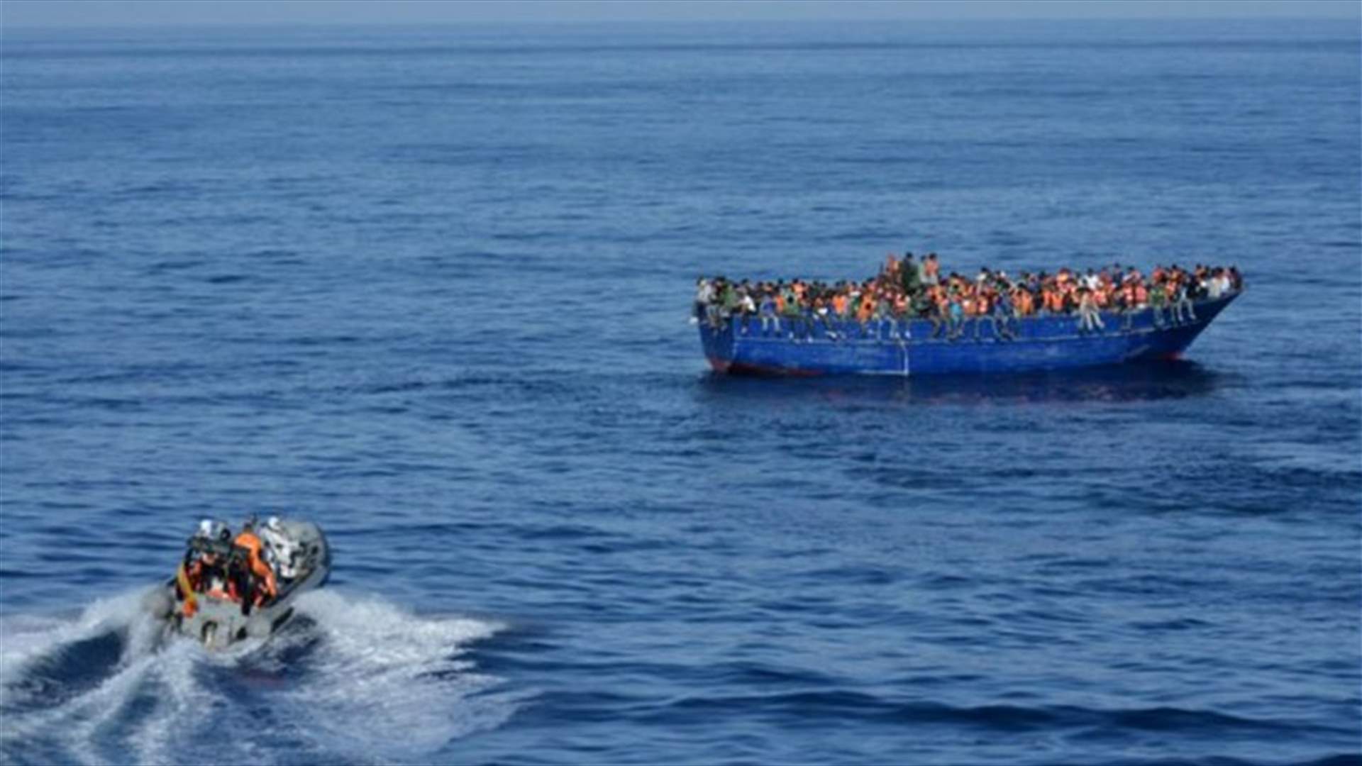 خفر السواحل الليبيون يعترضون 700 مهاجر في عرض البحر 