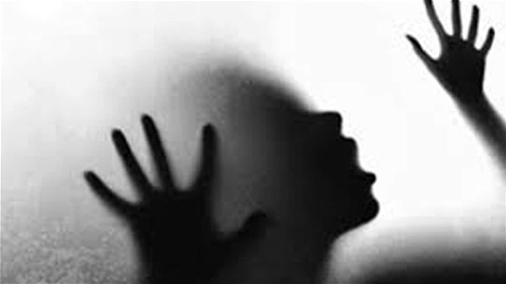 بالفيديو: مارست الجنس داخل المحكمة هربًا من التهم الموجّهة إليها