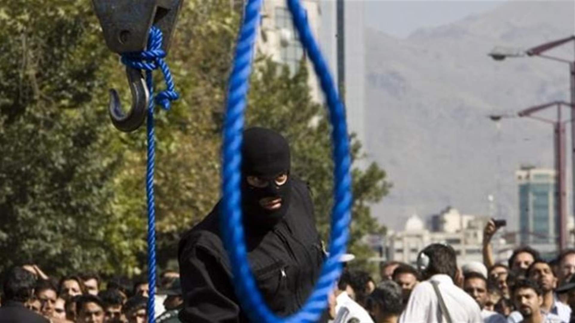 بعد تحديد موعد إعدامه للمرة الثالثة... مطالبة أممية بوقف إعدام حميد أحمدي