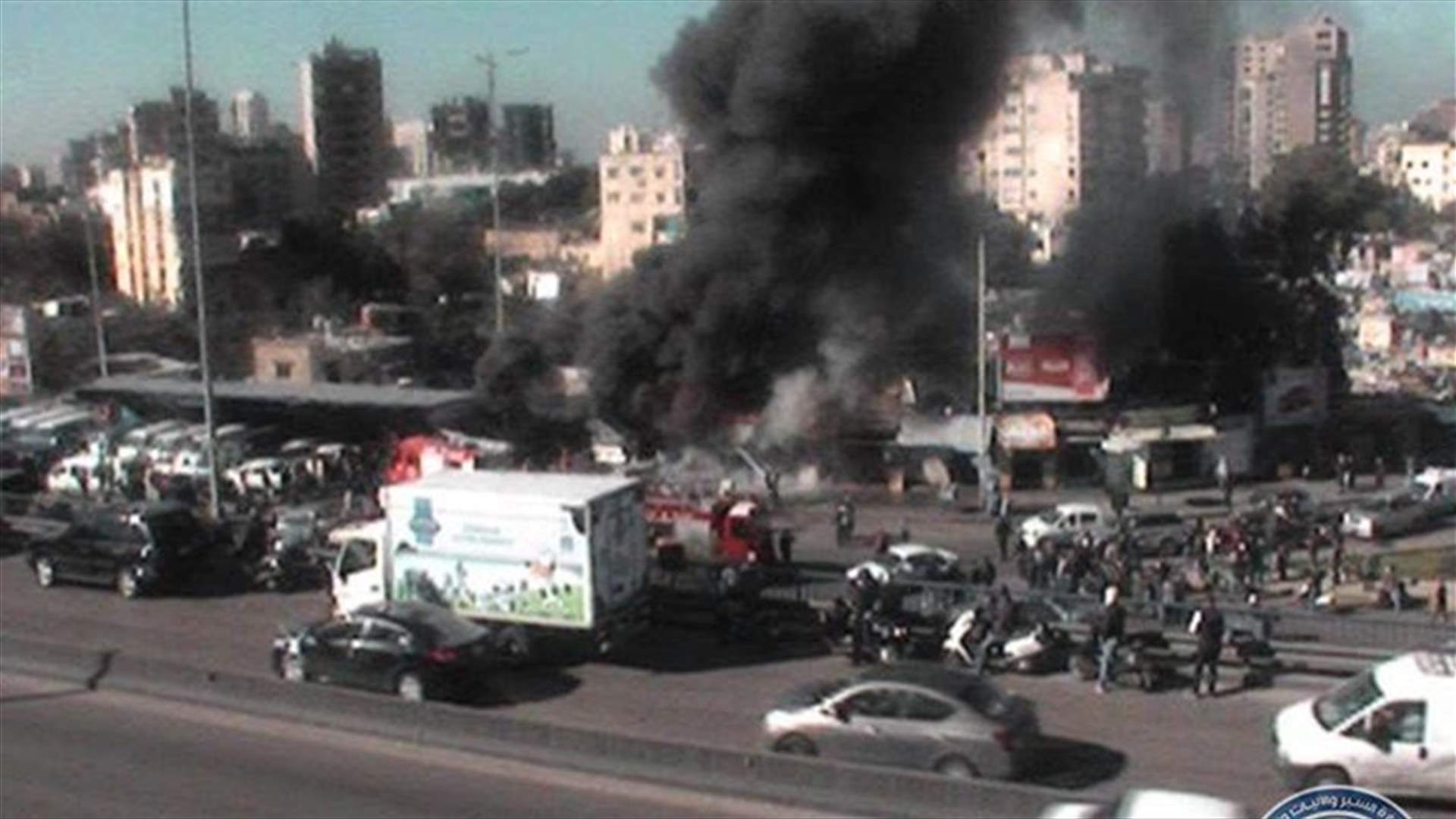 [PHOTOS] Civil Defense extinguishes huge fire in Beirut 