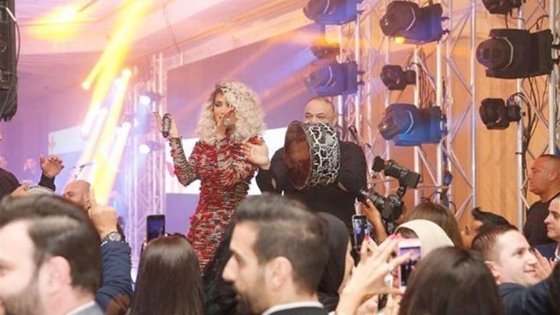 وقعت في مكيدةٍ ستفضحها قريباً.. حفل مايا دياب لم ينتهِ على خير
