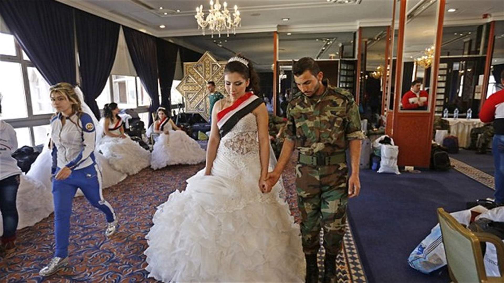 زفاف جماعي لجنود سوريين... إليكم صور التحضيرات