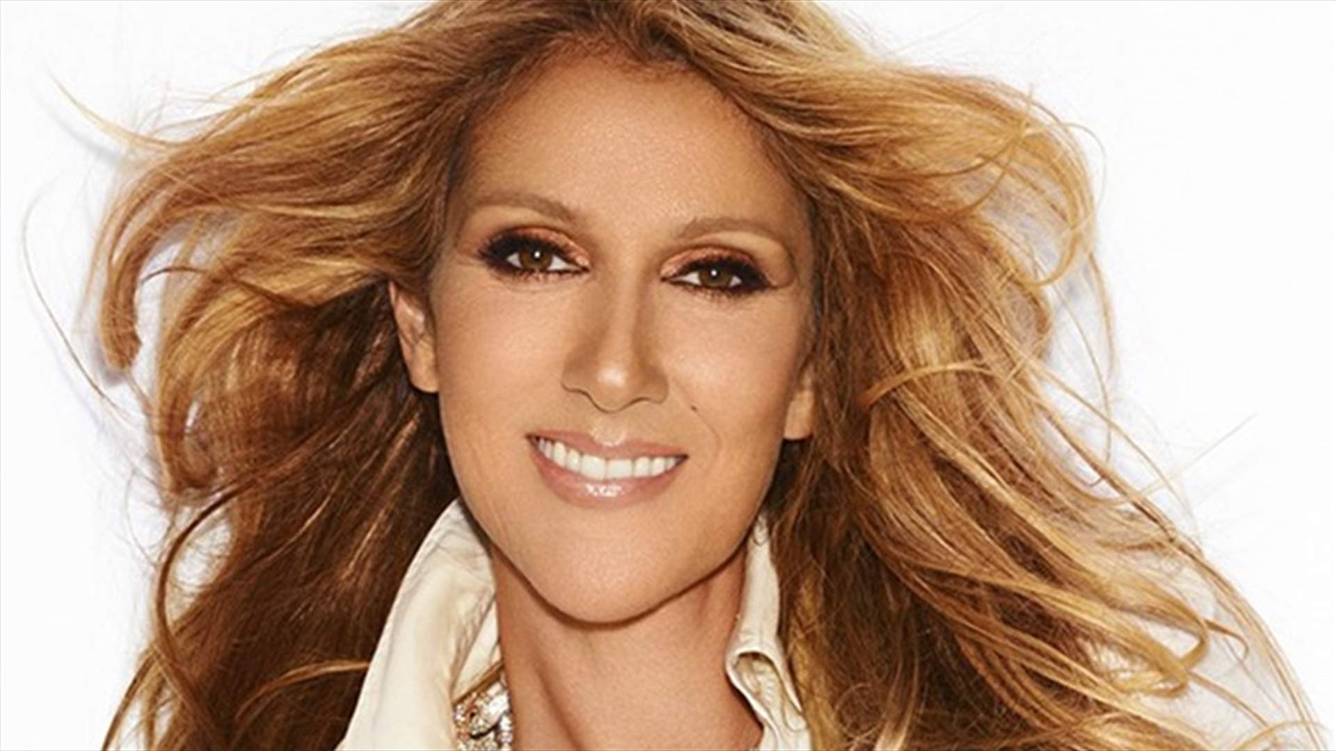 بالصور: سيلين ديون "عرابة" عرض زواج مفاجئ