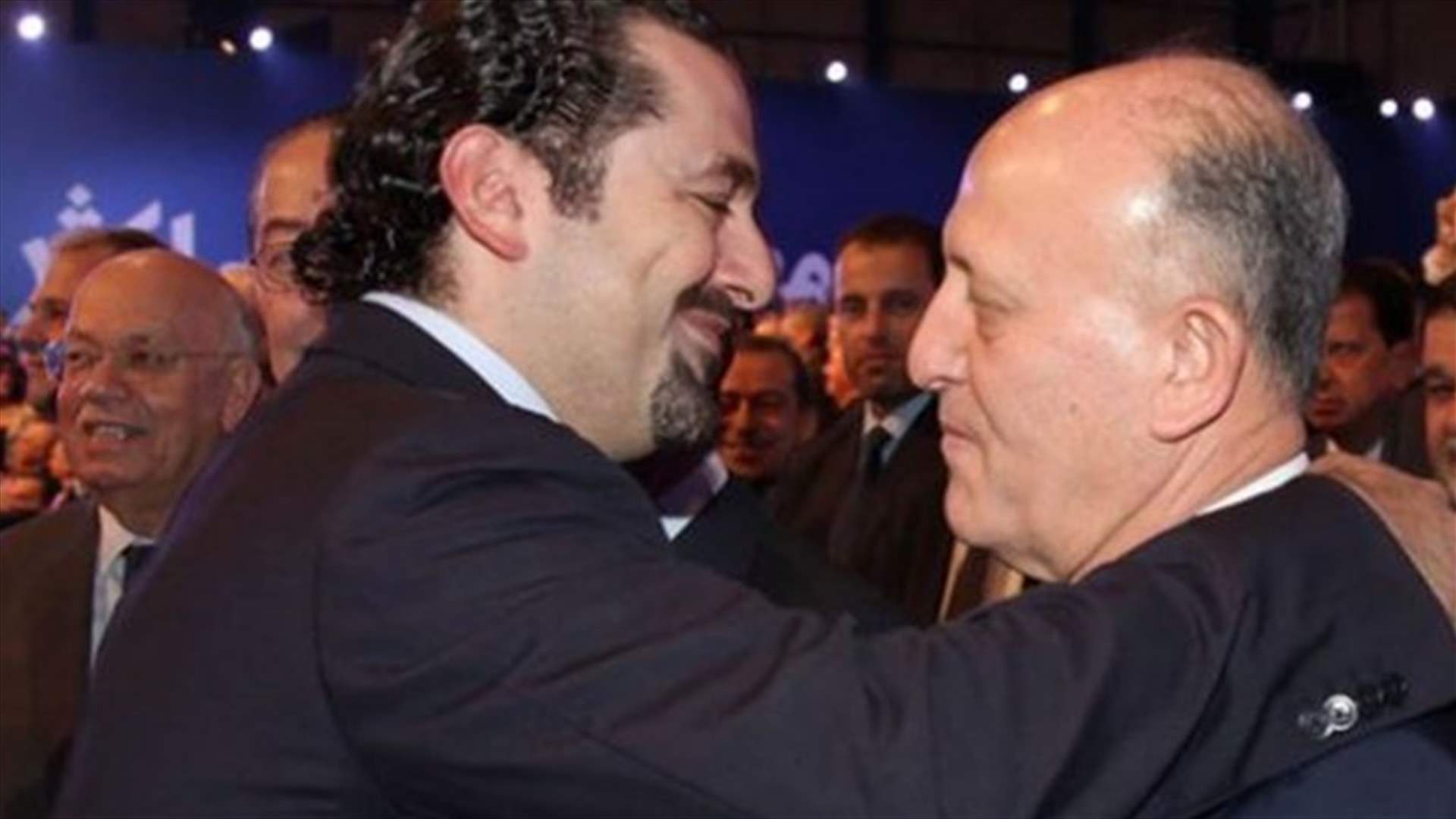 هل تتم المصالحة بين ريفي والحريري؟
