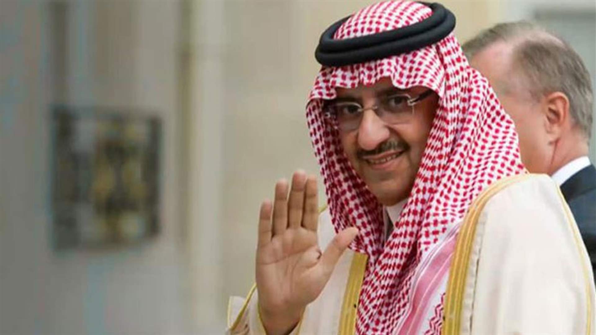ميدالية لولي العهد السعودي...