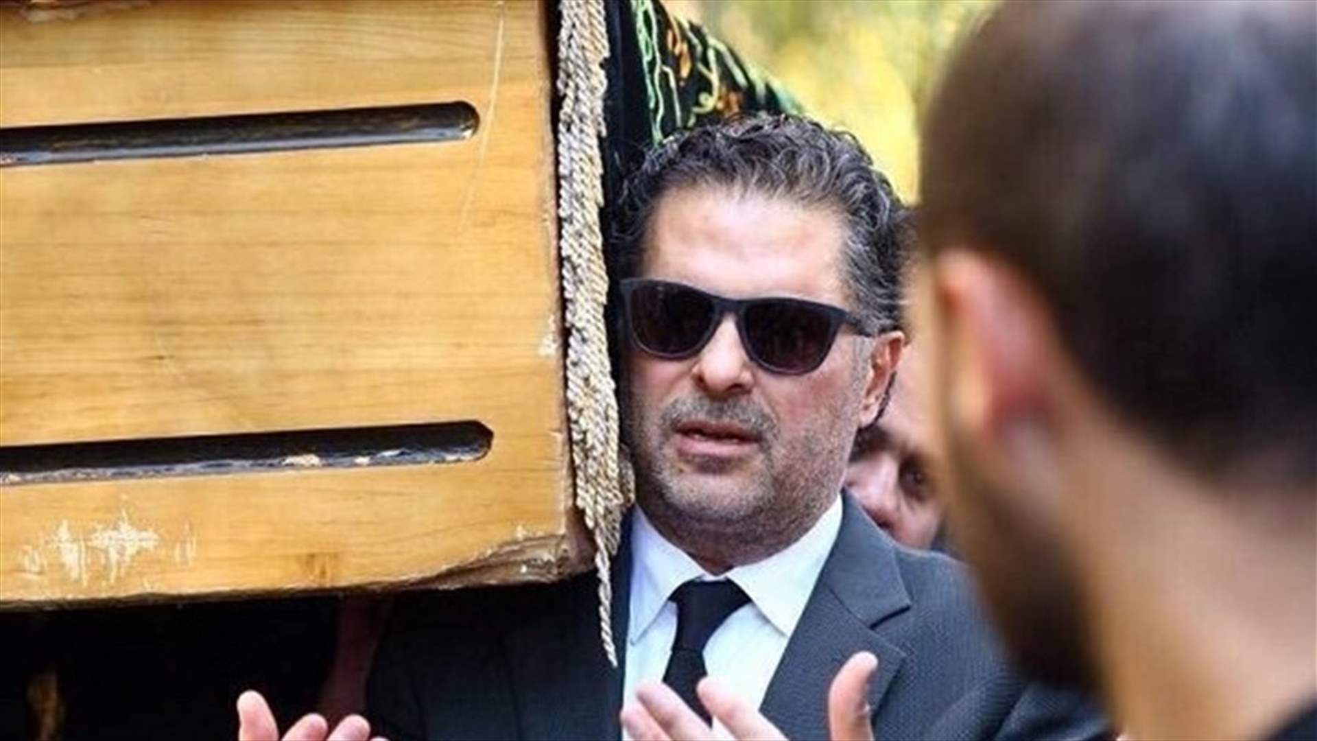 عن فقدان الأم.. حزن راغب علامة في صورة!