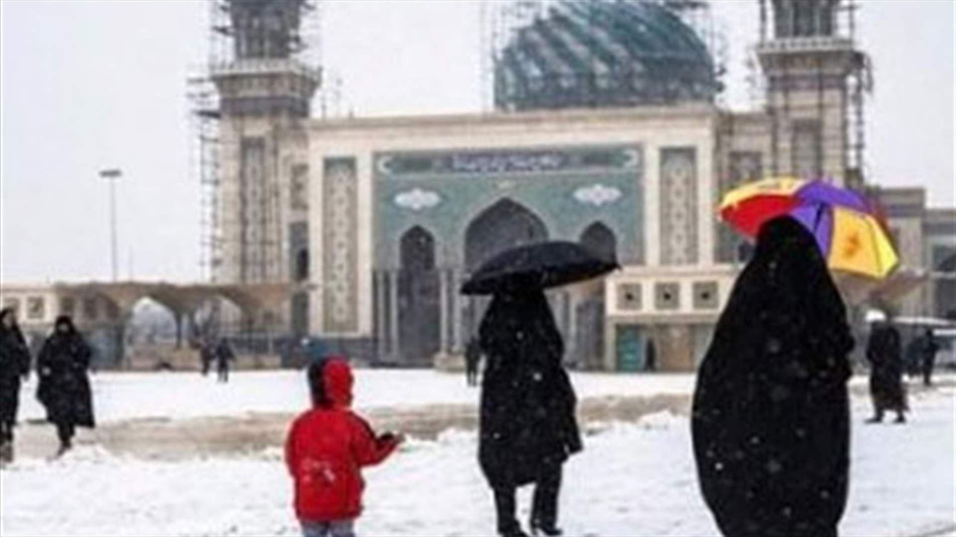 تساقط ثلوج وفيضانات وعواصف رملية في ايران