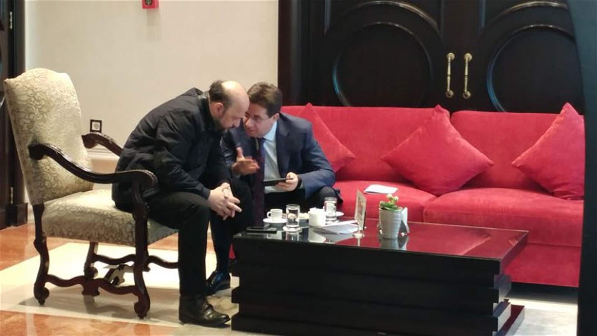 بالصورة - خلوة بين الرياشي وكنعان...الى ماذا تطرقت؟