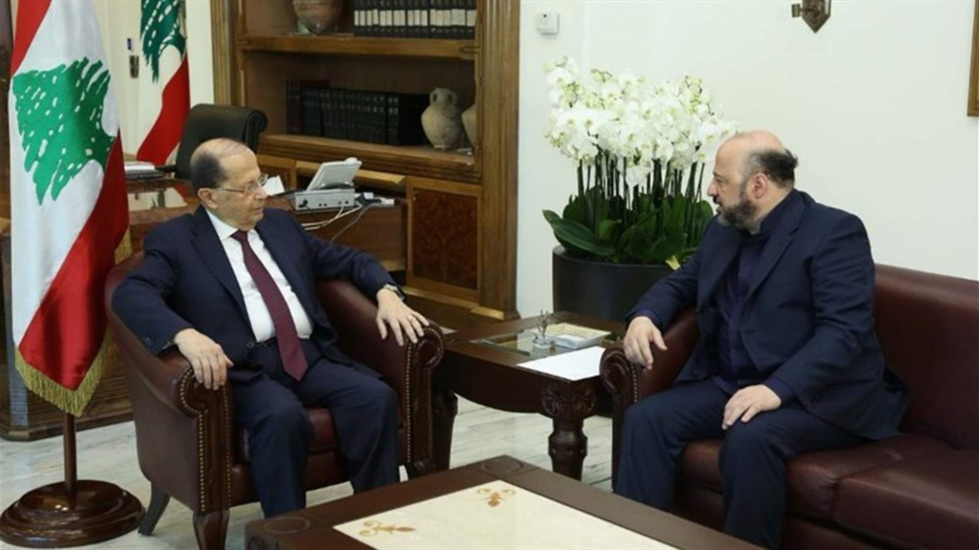 Minister Riachy briefs Aoun on media situation in Lebanon