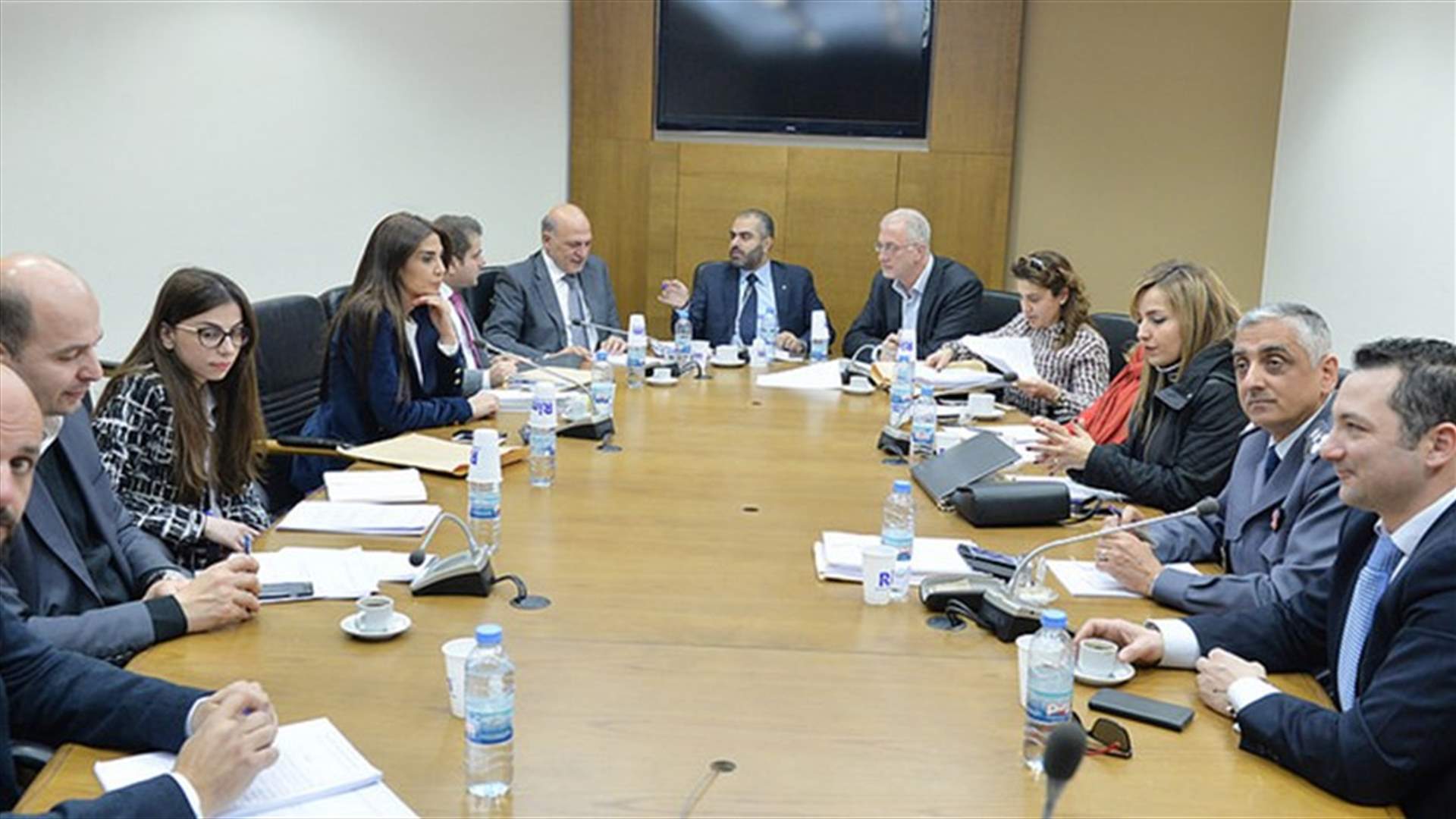 فرعية اللجان ناقشت مشروع قانون المعاملات الالكترونية