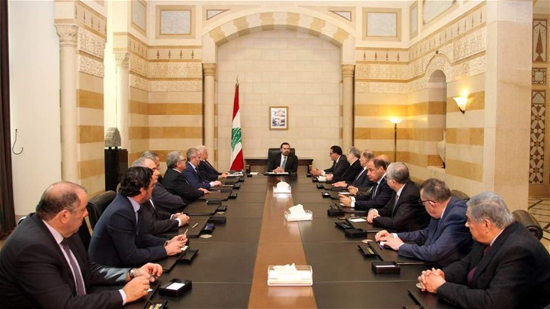 هذا ما أوضحه الحريري بالنسبة لفرض الضرائب وزيادة تعرفة الكهرباء...