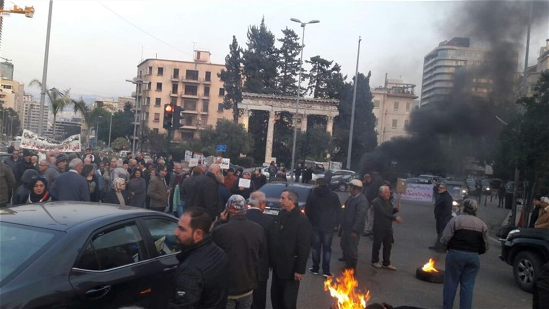 Tenants stage sit-in on Mathaf road