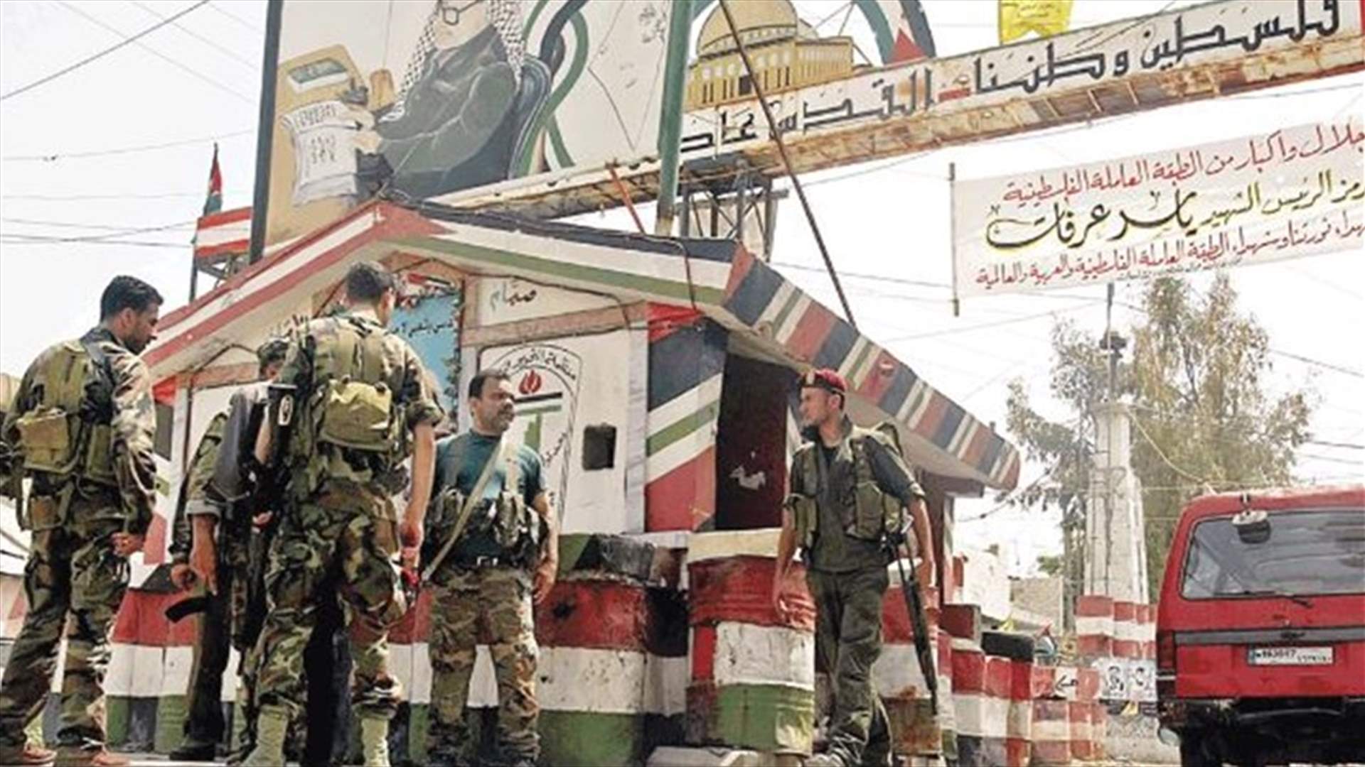 انفجار قنبلة في مخيم عين الحلوة