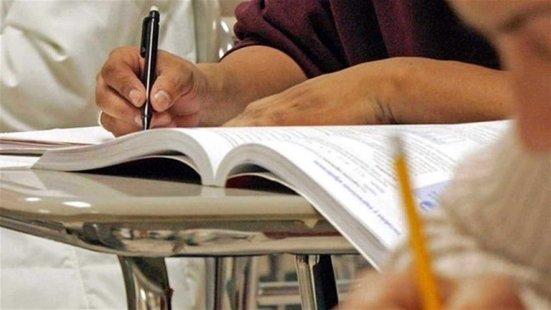 معلّمة مدرسة مهدّدة بالقتل... إذا رسب التلميذ في امتحانه!