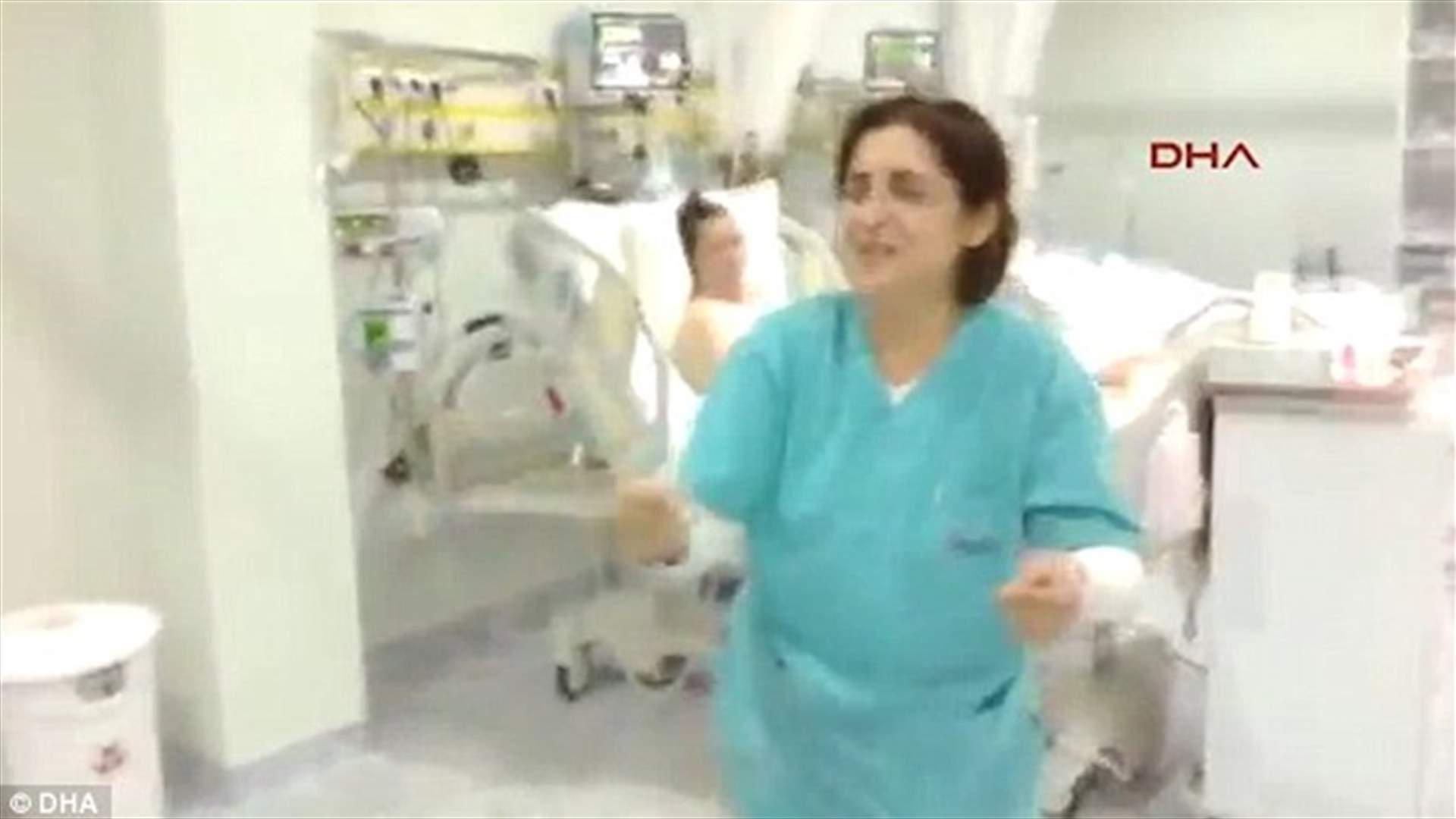 فيديو من داخل مستشفى: ممرضات يرقصن داخل غرفة العناية الفائقة!