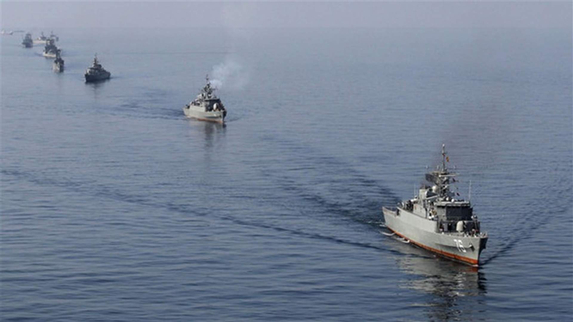 البحرية الايرانية تختبر صواريخ خلال مناورات عسكرية في الخليج